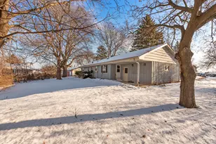 W174N9287 Joper Rd, Menomonee Falls, WI 53051 - Photo 2