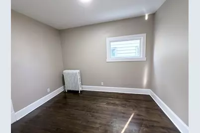 1136 S 57th St, West Allis, WI 53214 - Photo 8