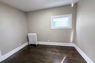 1136 S 57th St, West Allis, WI 53214 - Photo 8