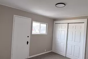 1136 S 57th St, West Allis, WI 53214 - Photo 10