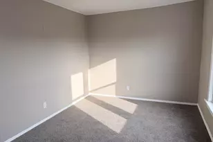 1136 S 57th St, West Allis, WI 53214 - Photo 12