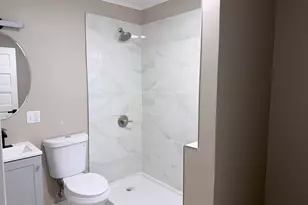 1136 S 57th St, West Allis, WI 53214 - Photo 18