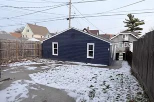 1136 S 57th St, West Allis, WI 53214 - Photo 26