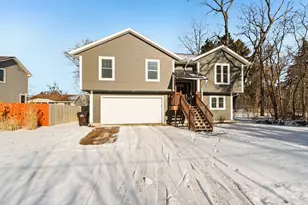 W1018 Larkspur Rd, Bloomfield, WI 53128 - Photo 2