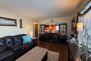 10525 W Rae Ave, Milwaukee, WI 53225 - Photo 4