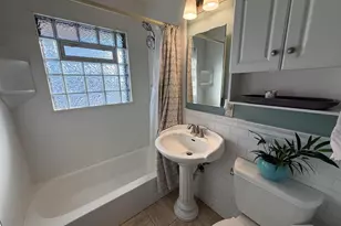 10525 W Rae Ave, Milwaukee, WI 53225 - Photo 10