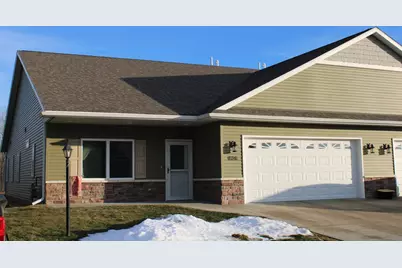 826  Prairie Gdns #unit 25, Kewaskum, WI 53040 - Photo 1