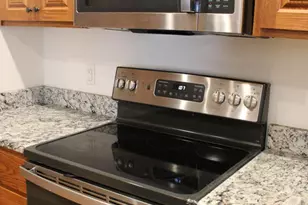 826 Prairie Gdns, Kewaskum, WI 53040 - Photo 6