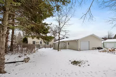 702 N 38th St, Sheboygan, WI 53081 - Photo 20
