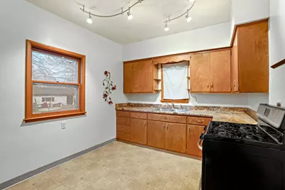 6914  22nd Ave, Kenosha, WI 53143 - Photo 12