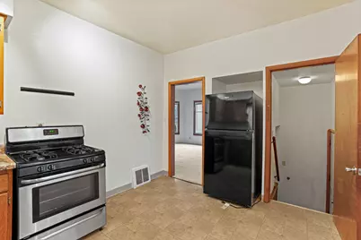 6914  22nd Ave, Kenosha, WI 53143 - Photo 14