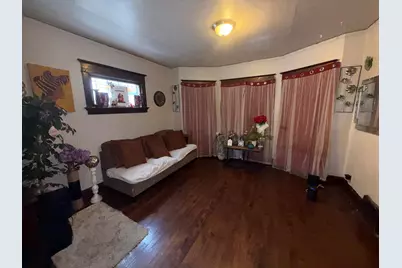 2210 W Keefe Ave #2212, Milwaukee, WI 53206 - Photo 2