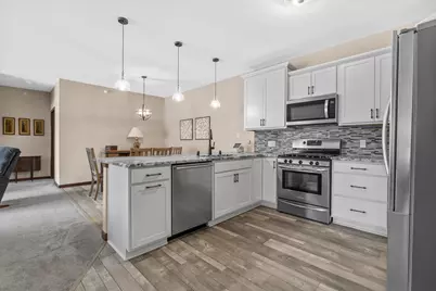 3306  55th Ct #133, Kenosha, WI 53144 - Photo 8