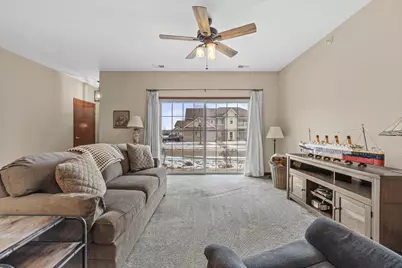 3306  55th Ct #133, Kenosha, WI 53144 - Photo 4