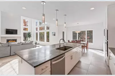 W339S271  Foxtail Ct, Delafield, WI 53066 - Photo 12