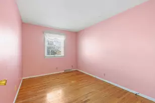 1929 Sunnyside Dr, Waukesha, WI 53186 - Photo 16