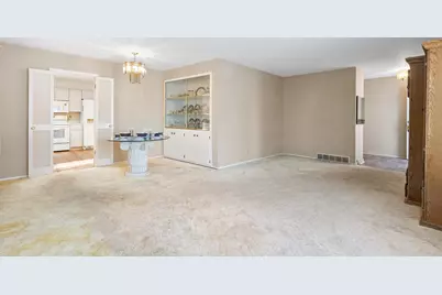 1929  Sunnyside Dr, Waukesha, WI 53186 - Photo 6