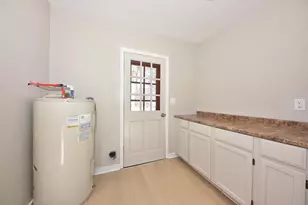 1350 Parkway Dr, Brookfield, WI 53005 - Photo 20