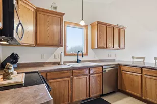 1203 Schuman Dr, Watertown, WI 53098 - Photo 12