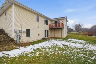 1203 Schuman Dr, Watertown, WI 53098 - Photo 40