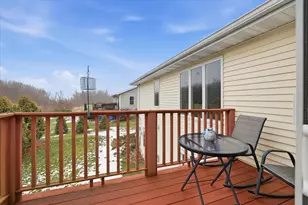 1203 Schuman Dr, Watertown, WI 53098 - Photo 38