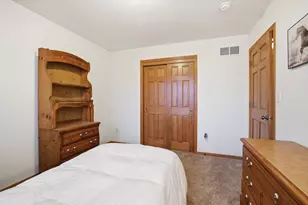 1203 Schuman Dr, Watertown, WI 53098 - Photo 22