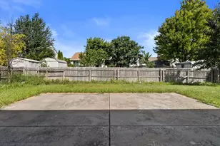 9442 73rd St, Kenosha, WI 53142 - Photo 24