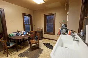 256 Robert St, Burlington, WI 53105 - Photo 2