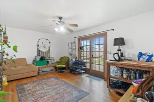 2826 W Green Tree Rd, Glendale, WI 53209 - Photo 10