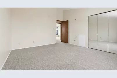 6647 N Bourbon St, Milwaukee, WI 53224 - Photo 8