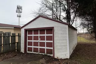 1549 Augusta St, Racine, WI 53402 - Photo 8