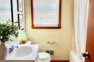 7824 W Herbert Ave, Milwaukee, WI 53218 - Photo 10