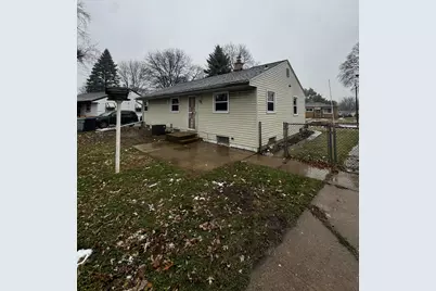 7824 W Herbert Ave, Milwaukee, WI 53218 - Photo 16