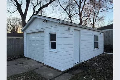 7824 W Herbert Ave, Milwaukee, WI 53218 - Photo 16