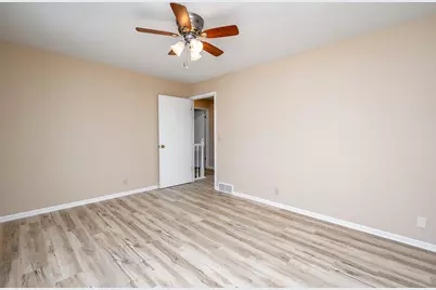 W233N6950  Salem Dr, Sussex, WI 53089 - Photo 42