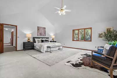 2416 W Dean Ct, River Hills, WI 53217 - Photo 18