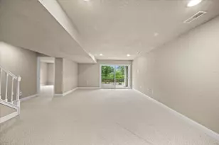 N59W17728 Meadow Ct, Menomonee Falls, WI 53051 - Photo 38