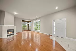 N59W17728 Meadow Ct, Menomonee Falls, WI 53051 - Photo 10