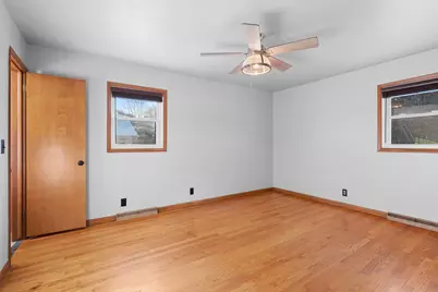 2003  Richmond Ave, Manitowoc, WI 54220 - Photo 22