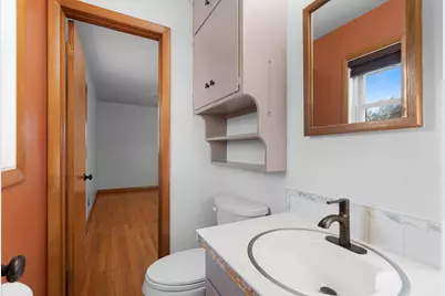 2003  Richmond Ave, Manitowoc, WI 54220 - Photo 18