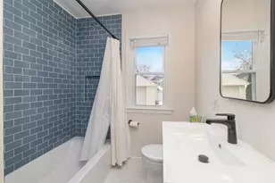 5751 N Shoreland Ave, Whitefish Bay, WI 53217 - Photo 10