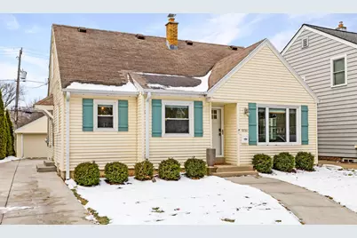 5751 N Shoreland Ave, Whitefish Bay, WI 53217 - Photo 1