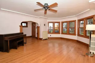 3777 S Ahmedi Ave, Saint Francis, WI 53235 - Photo 4