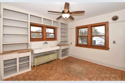 3777 S Ahmedi Ave, Saint Francis, WI 53235 - Photo 12