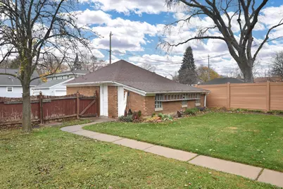 3777 S Ahmedi Ave, Saint Francis, WI 53235 - Photo 44