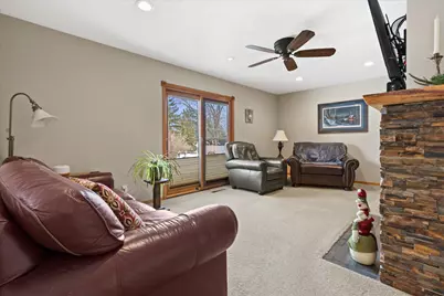 W177N9140  St Francis Dr, Menomonee Falls, WI 53051 - Photo 18