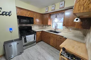 3717 S 95th St, Milwaukee, WI 53228 - Photo 10