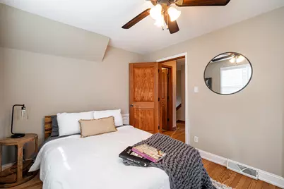 331 N 111th St, Wauwatosa, WI 53226 - Photo 22