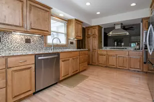 18865 Tanala Dr, Brookfield, WI 53045 - Photo 2