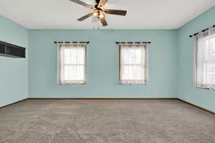 W170N5574 Ridgewood Dr, Menomonee Falls, WI 53051 - Photo 22